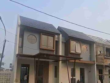 Rumah 2lt view danau