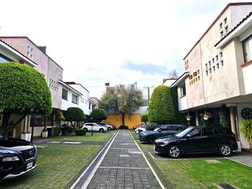 Casa en Condominio en Venta, en Cuajimalpa