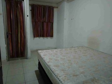 di sewakan  apartemen green lake Sunter tipe studio semi furnished