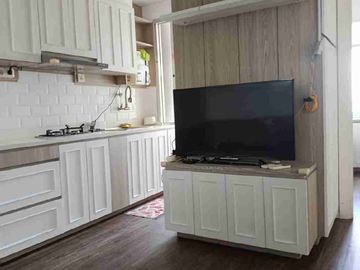 di sewakan apartemen green lake Sunter tipe 2 bedroom furnish