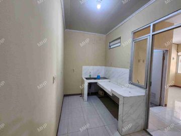 Rumah Renov Kanopi Disewakan