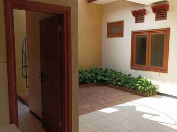 Rumah Bagus Siap Huni di Perumahan Puncak Dieng Malang