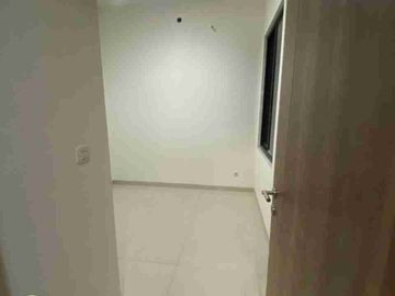 Disewakan Rumah Baru Suvarna Sutera Harga Murah Meriah