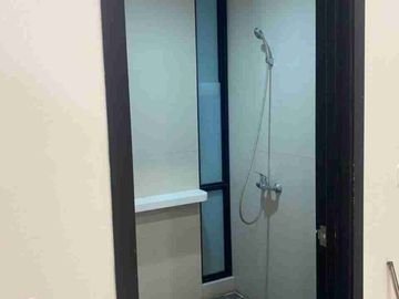Disewakan Rumah Baru Suvarna Sutera Harga Murah Meriah