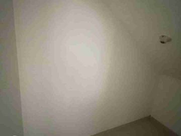 Disewakan Rumah Baru Suvarna Sutera Harga Murah Meriah