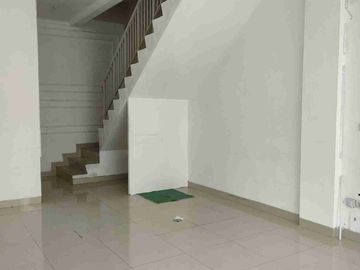 Dijual / Disewakan. Ruko siap huni Di Grand Galaxy Bekasi