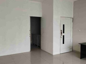 Dijual / Disewakan. Ruko siap huni Di Grand Galaxy Bekasi