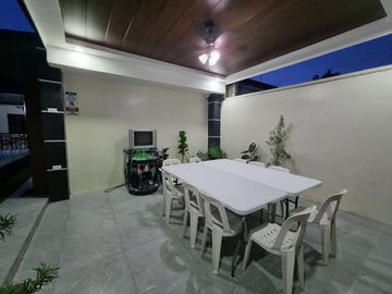 Bungalow House and Lot for sale/rent with 3 bedrooms and pool in Royal Meadows Subdivision