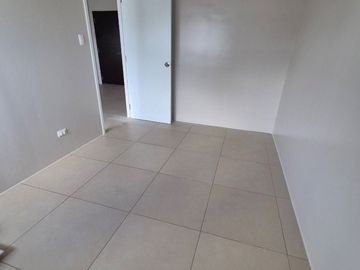 RUSH FOR SALE 1 BEDROOM AVIDA TOWERS CENTERA