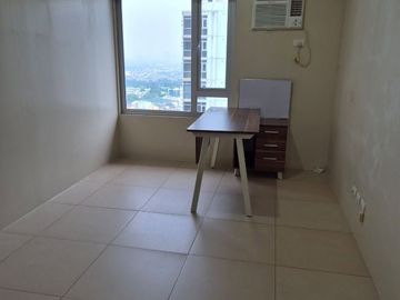 RUSH FOR SALE 1 BEDROOM AVIDA TOWERS CENTERA