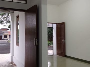 Termurah Disewakan Rumah di Taman Ubud Kencana