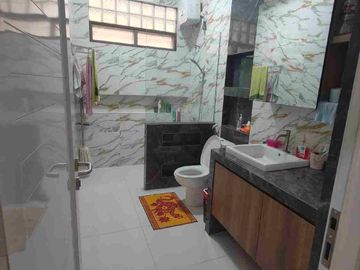 Rumah Baru Full Furnish 2 Lantai dan Strategis di Pondok Gede Jaktim