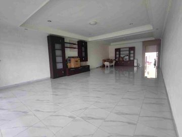 Rumah Baru Full Furnish 2 Lantai dan Strategis di Pondok Gede Jaktim