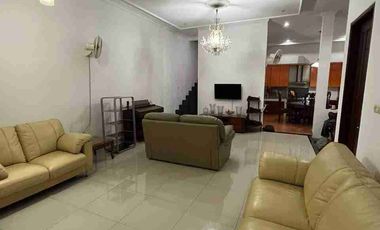 Di jual Murah rumah cantik hook di Komplek BRI Bekasi Barat (nempel Grand Kota Bintang)