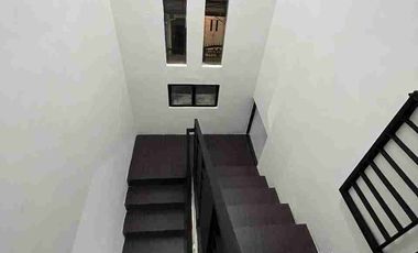 Di jual Murah rumah cantik hook di Komplek BRI Bekasi Barat (nempel Grand Kota Bintang)