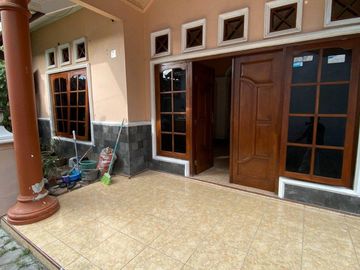 Rumah Siap Huni Dekat Lapangan Kadisono Berbah Sleman