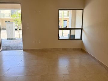 RENTA DE CASA NUEVA EN ZONA NORTE FRACC LYRATA
