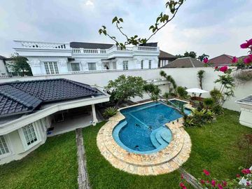 Super murah! Rumah mewah di Cilandak Jakarta Selatan