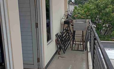Dijual rumah dengan kolam renang bebas banir di Mustikajaya bekasi timur