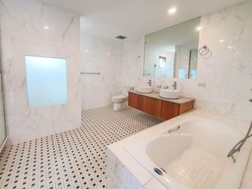 HOUSE FOR RENT Portofino South 4 Bedroom House For Rent Las Pinas City near Portofino Heights Verdana Homes Evia house for rent