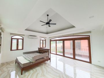 HOUSE FOR RENT Portofino South 4 Bedroom House For Rent Las Pinas City near Portofino Heights Verdana Homes Evia house for rent