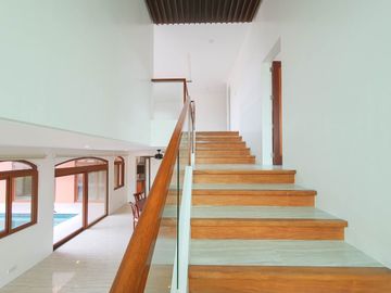 HOUSE FOR RENT Portofino South 4 Bedroom House For Rent Las Pinas City near Portofino Heights Verdana Homes Evia house for rent