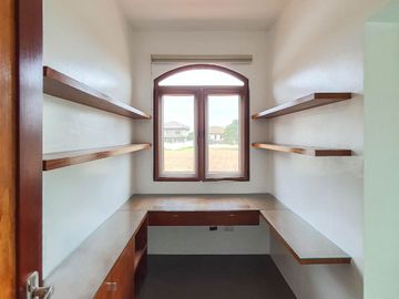HOUSE FOR RENT Portofino South 4 Bedroom House For Rent Las Pinas City near Portofino Heights Verdana Homes Evia house for rent