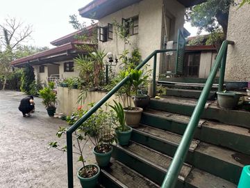 For Sale: HOUSE & LOT BLUE RIDGE B, QUEZON CITY