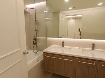 Newly Renovated & Massive 190 SQM 2BR with Maid’s Room & Parking for Rent at Parc Regent, Salcedo Village, Makati