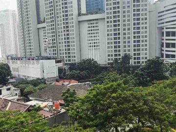Di Jual Apartemen strategis Full Furnish di Taman Anggrek residence , Jakarta, indonesia.