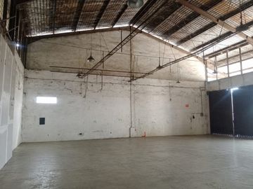 Gudang Strategis Pinggir Jalan Raya Utama Karang Baru *x1387hx
