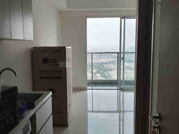 Disewakan Apartemen Sedayu City Suites semi furnished type studio