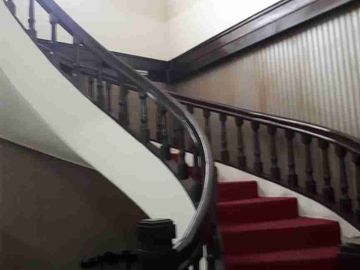 JUAL RUMAH PONDOK INDAH JALAN H NAWI 2 LANTAI RAPI SIAP HUNI SHM JAKARTA SELATAN