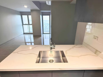 Rent to own 2 Bedroom unit for sale in Uptown Arts Residence BGC for Sale by Megaworld with Community near Mitsukoshi HighStreet Uptown Mall & Parade