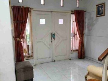 Rumah 2 Lantai Dalam Komplek di Kavling DKI, Pondok Kelapa, Jakarta Timur