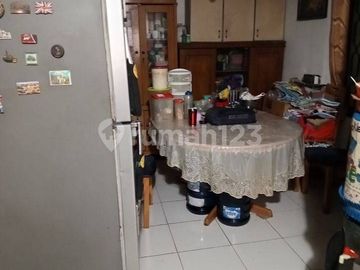 BU Rumah Pekayon 3KT-2KM Luas Pinggir Jalan di Pondok Pekayon Indah, Bekasi *l65csir