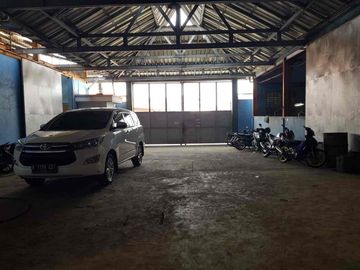 Gudang Belakang Bandara Soetta, Tangerang