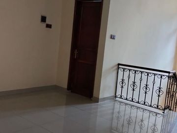 HDAM Rumah 2 Lt Dalam Residence Pribadi di Pondok Labu - Dapsus Jakarta Selatan
