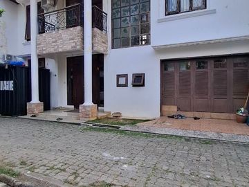 HDAM Rumah 2 Lt Dalam Residence Pribadi di Pondok Labu - Dapsus Jakarta Selatan