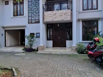 HDAM Rumah 2 Lt Dalam Residence Pribadi di Pondok Labu - Dapsus Jakarta Selatan