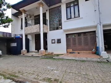 HDAM Rumah 2 Lt Dalam Residence Pribadi di Pondok Labu - Dapsus Jakarta Selatan