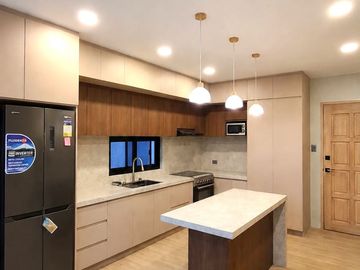 Fully renovated and Fully Furnished 2-Story House and Lot in Town and Country Homes for Sale!