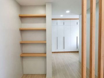Fully renovated and Fully Furnished 2-Story House and Lot in Town and Country Homes for Sale!