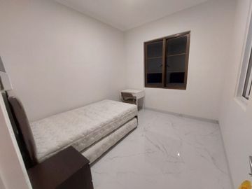 Di Sewakan Rumah 2 Lantai Full Furnished Di Delatinos Bsd City Serpong Tangerang Selatan