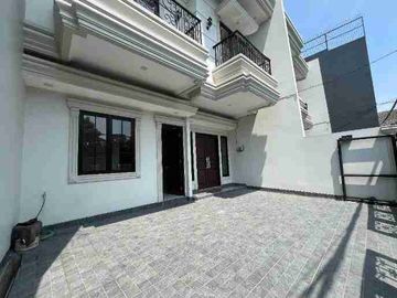 TURUN HARGA.. DIJUAL MURAH RUMAH LUX DAERAH DUREN SAWIT JAKARTA TIMUR