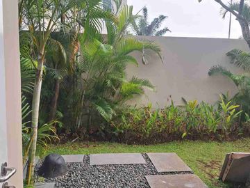 DISEWA RUMAH CANTIK FULL FURNISHED AMARILLO VILLAGE DI GADING SERPONG
