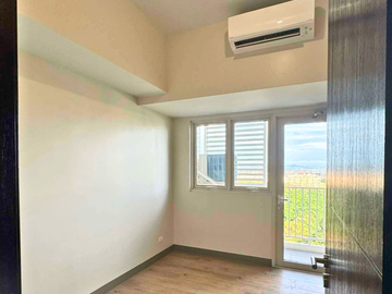 Rent to own 1 Bedroom Unit in Park McKinley West for Sale by Megaworld