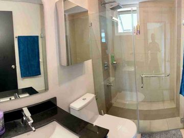 2 BEDROOMS FULLY FURNISHED CONDO FOR RENT