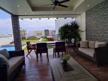 Casa en venta en Fraccionamiento Burgos Corinto, Temixco, con casa club, estilo exclusivo