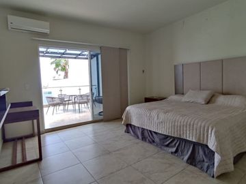 Casa en venta en Fraccionamiento Burgos Corinto, Temixco, con casa club, estilo exclusivo